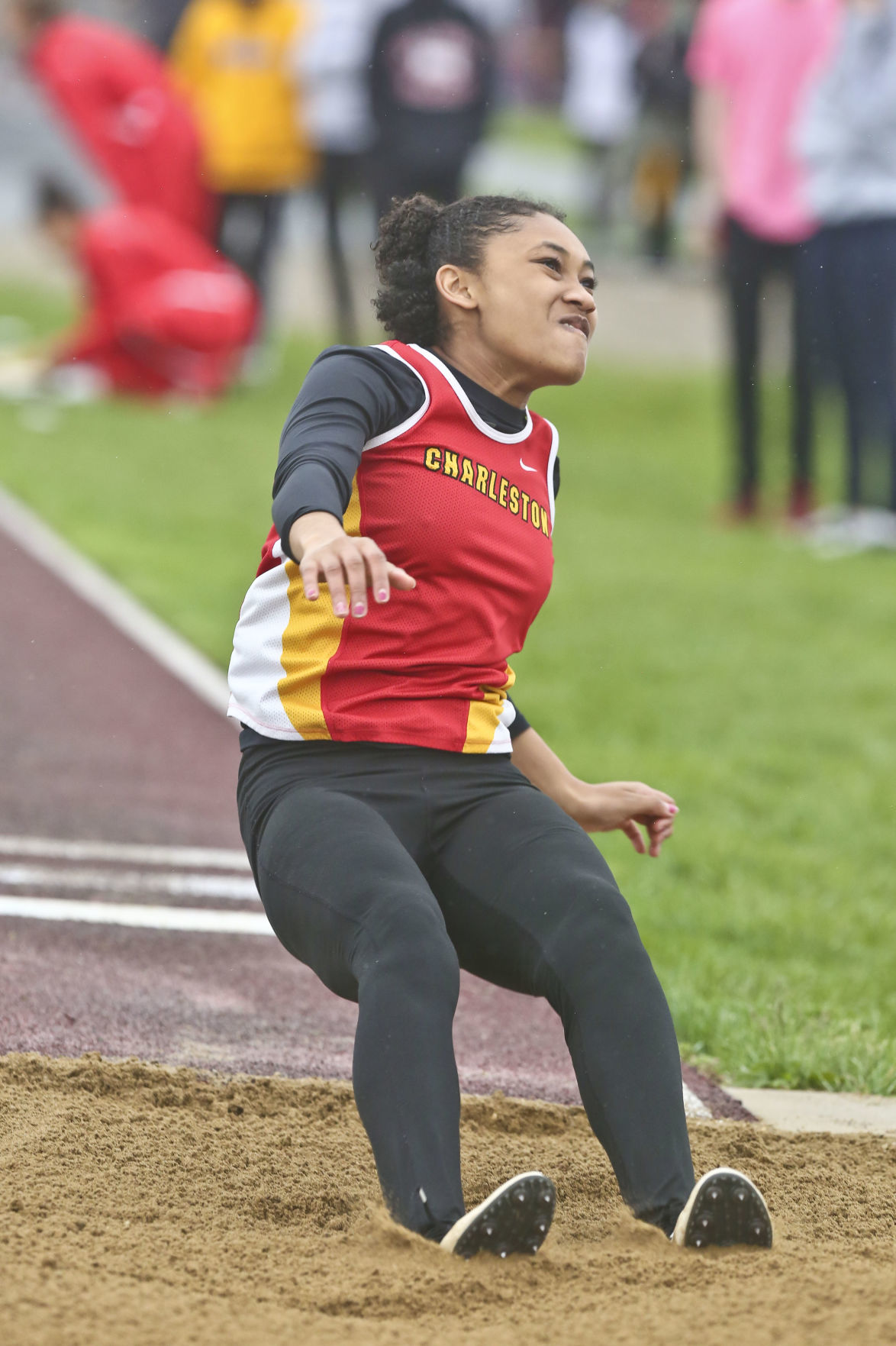 Class 2A Tolono Sectional 24 5.09.19.JPG